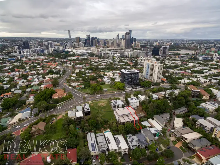Fourth view of Homely townhouse listing, 1/165 Dornoch Terrace, Highgate Hill QLD 4101