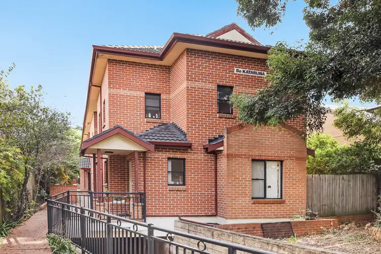 2/70 Marsden Street, Parramatta NSW 2150