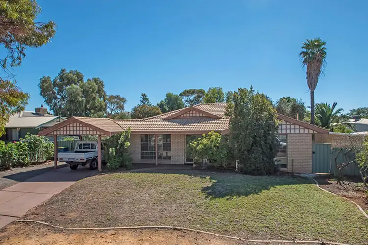 16 Holroyd Way, Boulder WA 6432