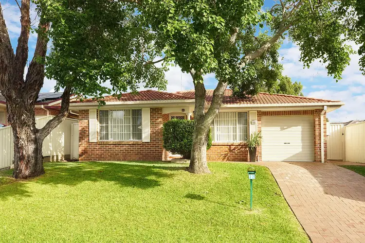 22 Pritchard Place, Glenmore Park NSW 2745