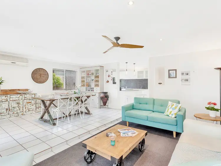 152 Nobby Parade, Miami QLD 4220