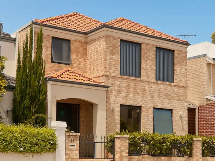 29 Queensbury Road, Joondalup WA 6027