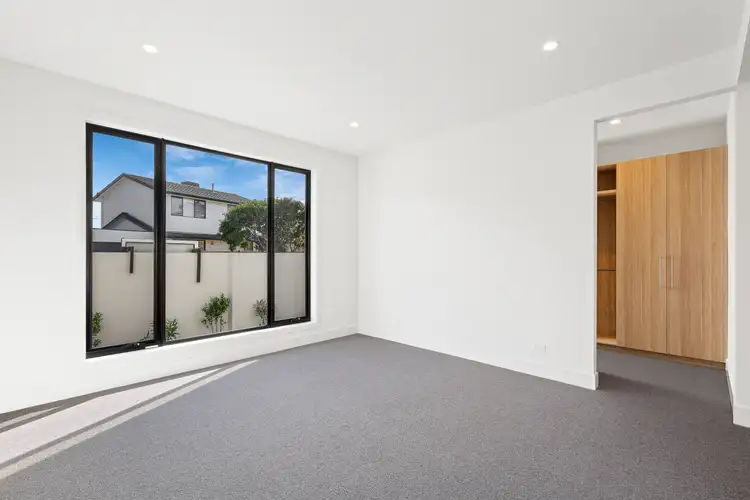 Fifth view of Homely house listing, 10 Pitt Street, Mornington VIC 3931