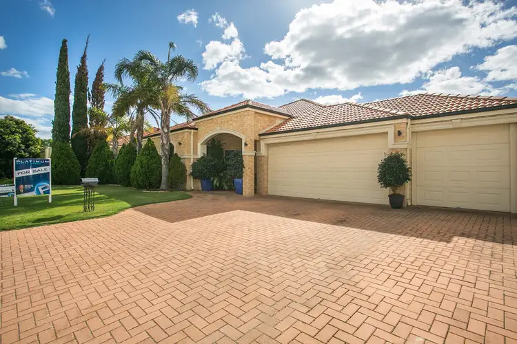 31 Covent Fairway, Pearsall WA 6065