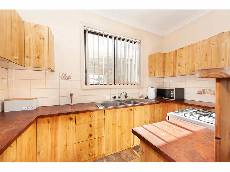 Third view of Homely house listing, 586 Welsh Street, Lavington NSW 2641