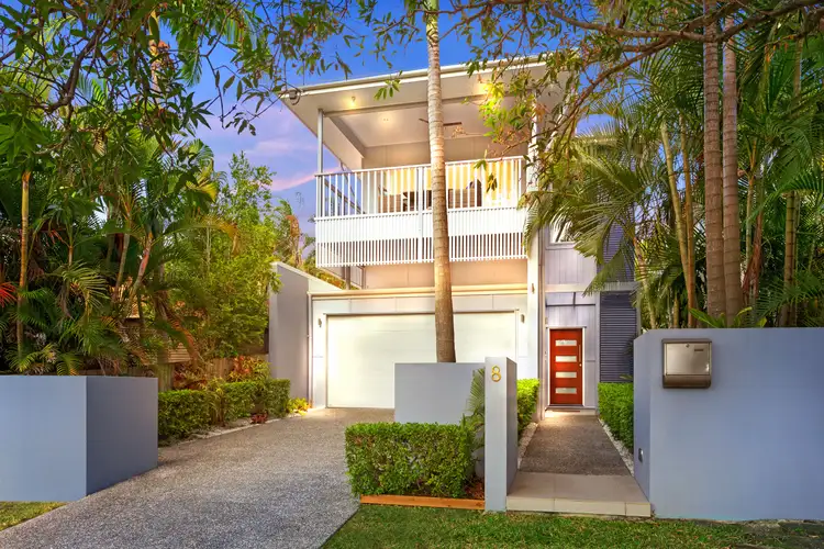 8 Shaftesbury Street, Tarragindi QLD 4121