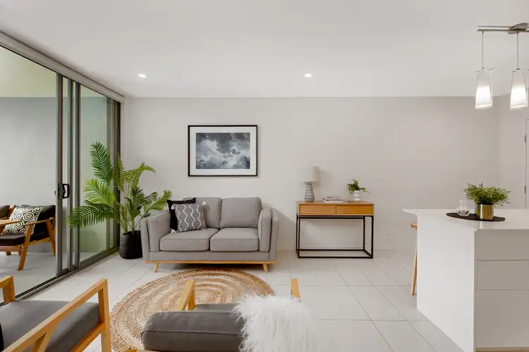 811/16 Aspinall Street, Nundah QLD 4012