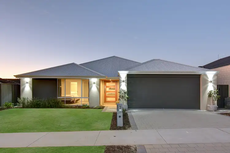 3 Wallangarra Road, Carramar WA 6031