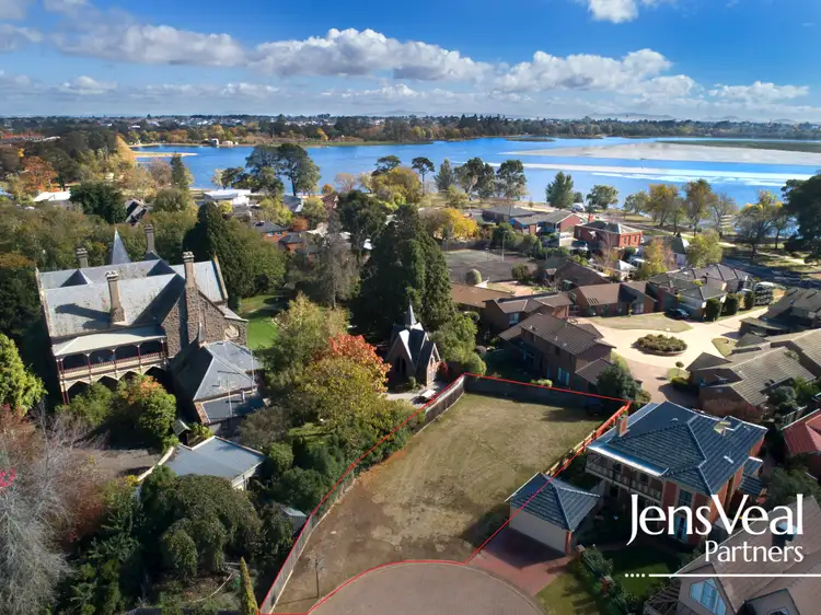 6 The Court, Lake Wendouree VIC 3350