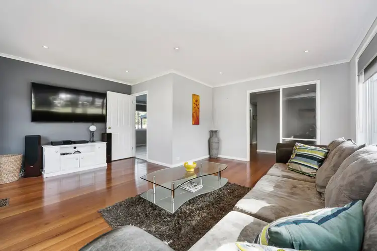 Second view of Homely house listing, 4 Doran Court, Frankston VIC 3199