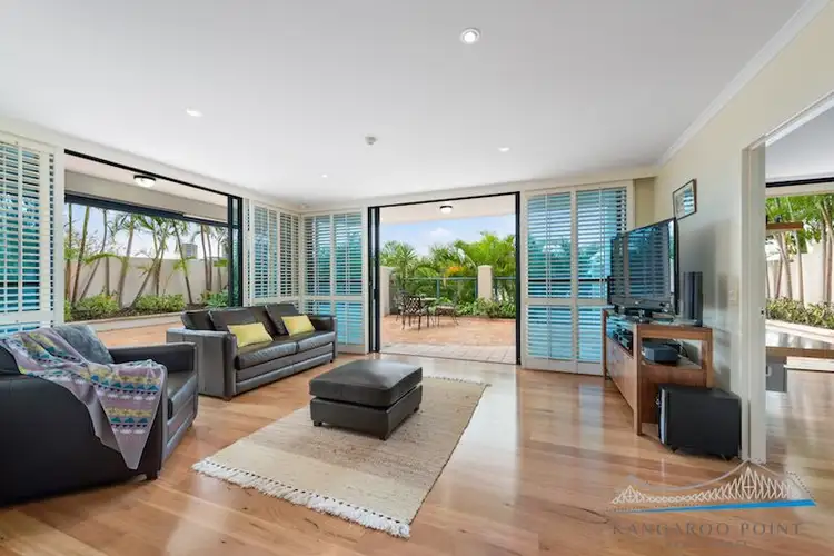 Third view of Homely apartment listing, 1/8 Goodwin Street, Kangaroo Point QLD 4169