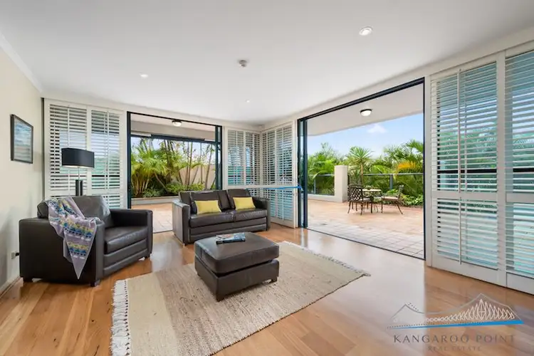 Fifth view of Homely apartment listing, 1/8 Goodwin Street, Kangaroo Point QLD 4169