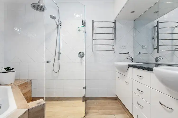 Fifth view of Homely house listing, 25 Snailham Crescent, South Windsor NSW 2756