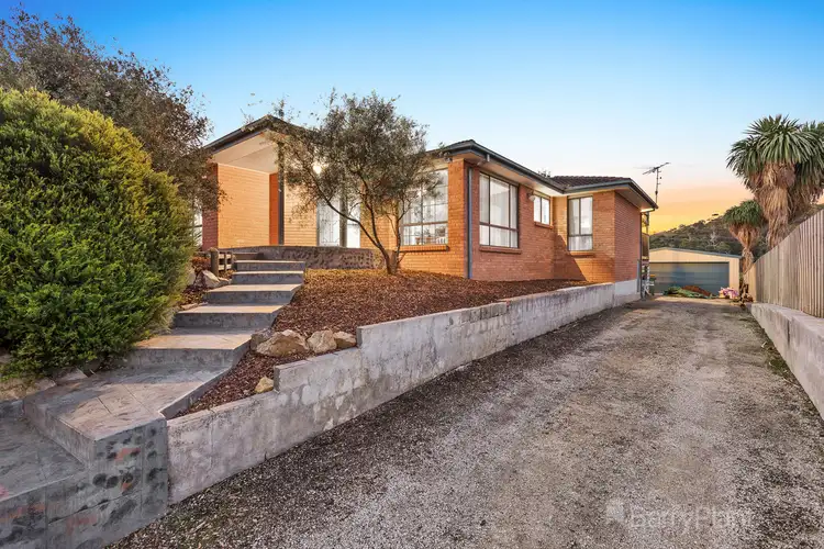 14 Breyleigh Drive, Pakenham VIC 3810