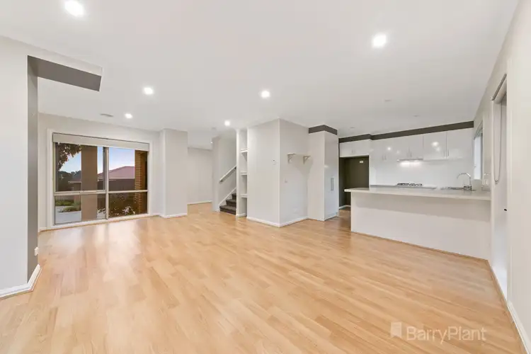 Sixth view of Homely unit listing, 2/25 Donday Court, Pakenham VIC 3810