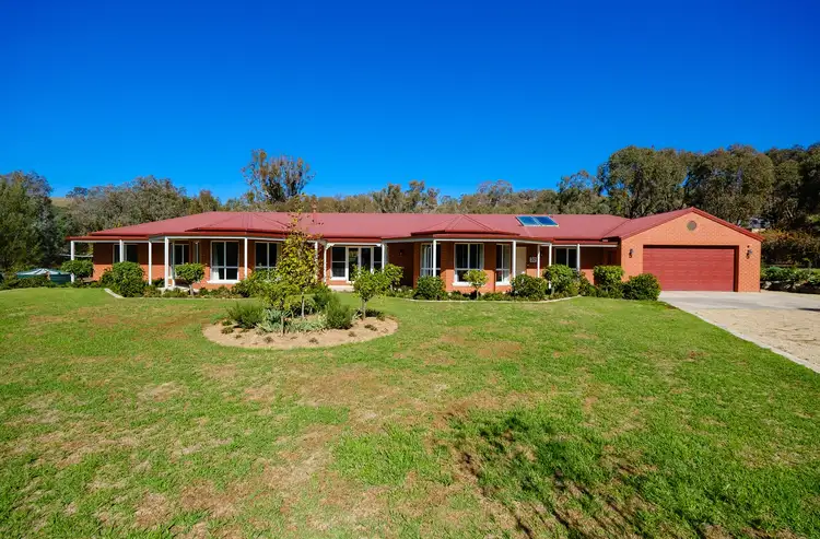 Main view of Homely house listing, 37 Innisfree Drive, Wodonga VIC 3690