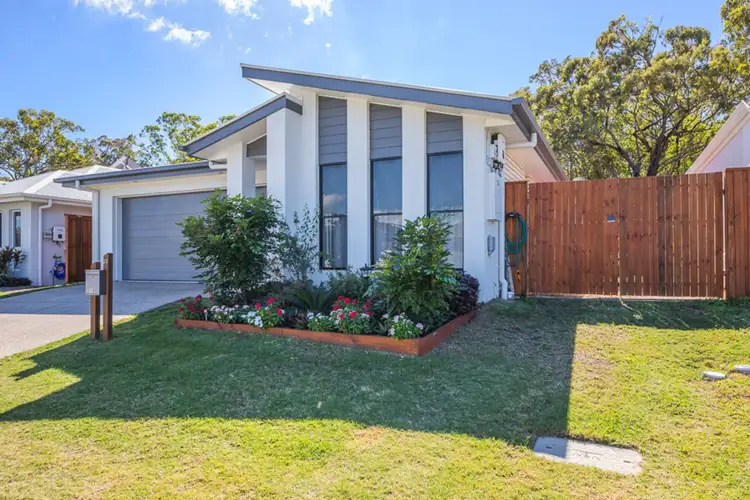 Second view of Homely house listing, 25 Bora Place, Ningi QLD 4511