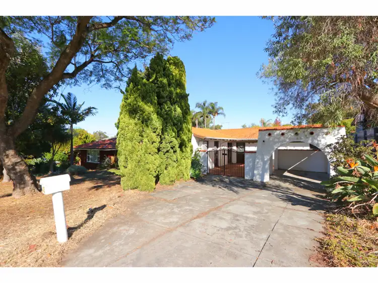 43 Karoonda Road, Booragoon WA 6154