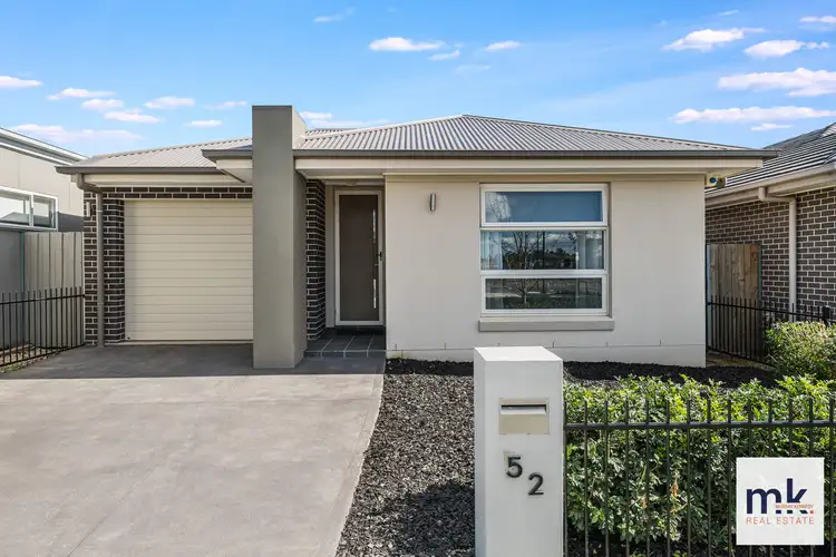 52 Village Circuit, Gregory Hills NSW 2557