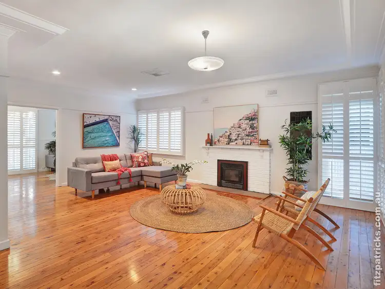 4 Halloran Street, Turvey Park NSW 2650