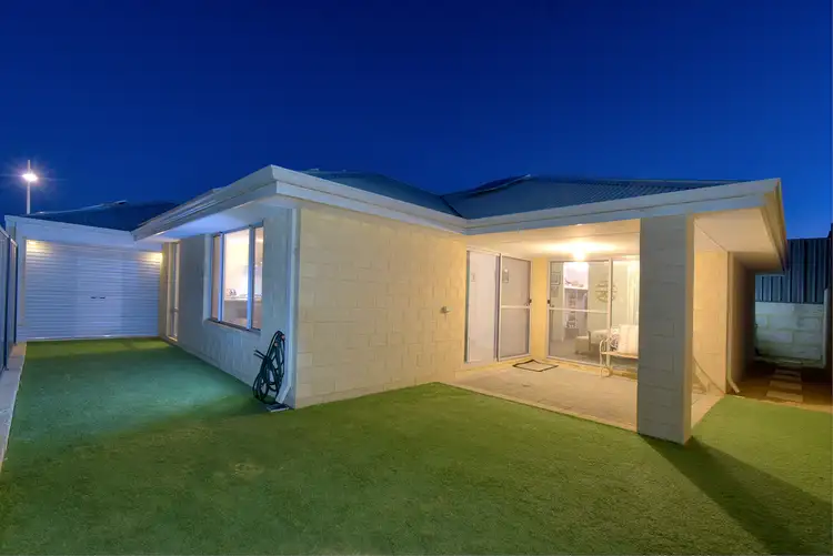 57 Alpina Promenade, Banksia Grove WA 6031