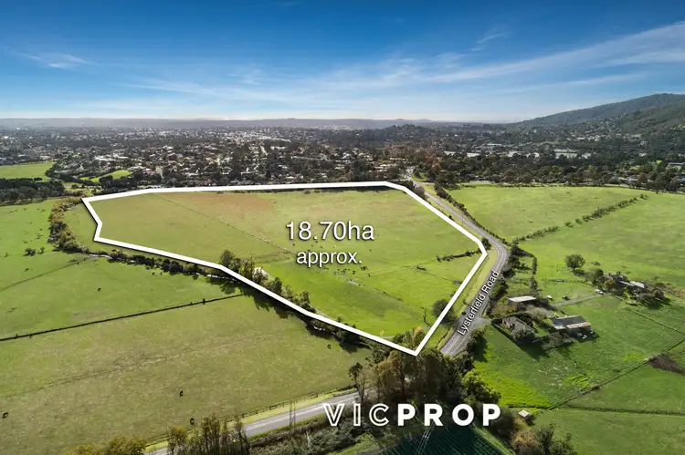 216 Lysterfield Road, Lysterfield VIC 3156