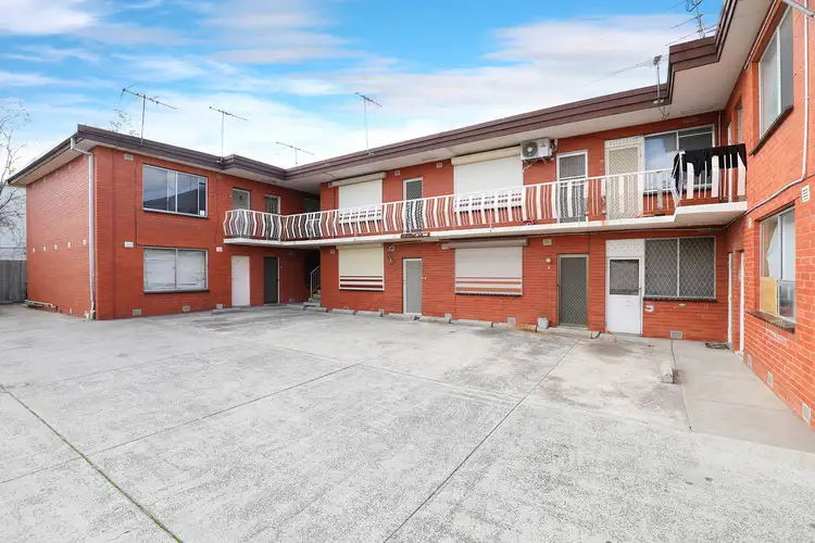 6/12 Cranbourne Avenue, Sunshine North VIC 3020