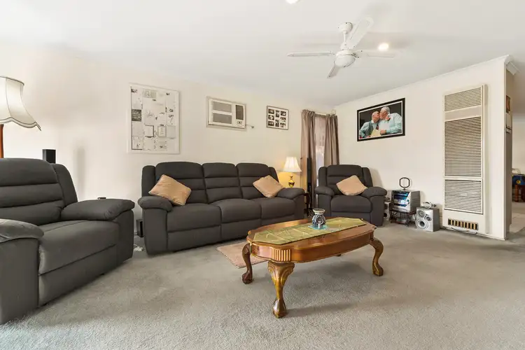 Third view of Homely house listing, 8 Overall Drive, Skye VIC 3977