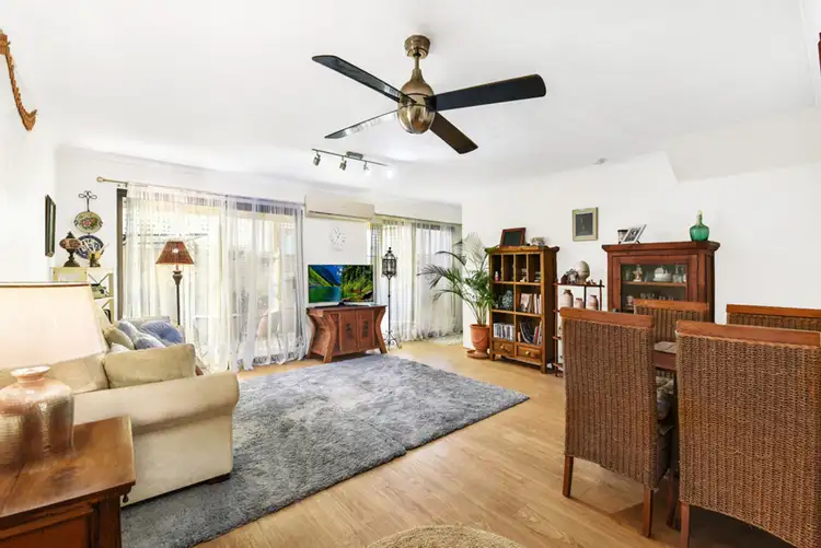 11/1A Mcleod Street, Highland Park QLD 4211