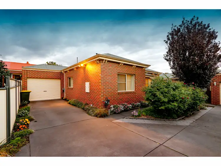 2/113 Barkly Street, Sale VIC 3850