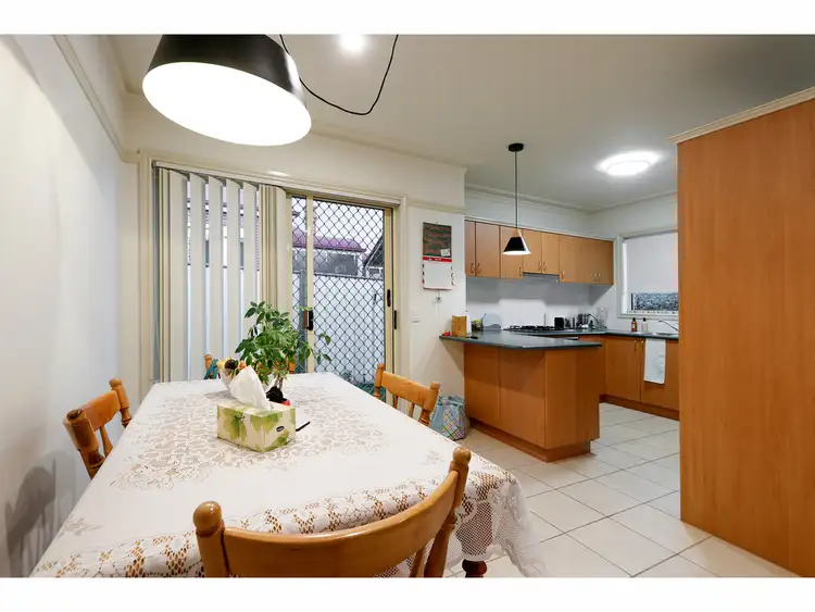 Fifth view of Homely unit listing, 2/113 Barkly Street, Sale VIC 3850