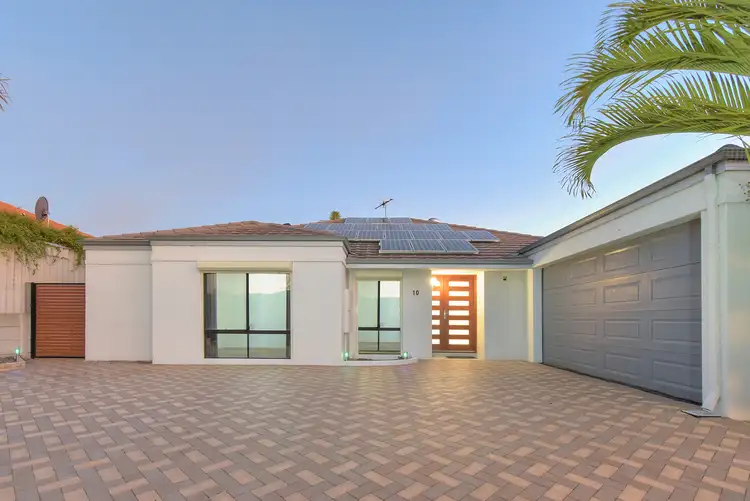 Second view of Homely house listing, 10 Glenfine Way, Carramar WA 6031