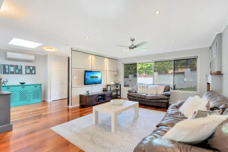 3 Cooleroo Crescent, Southport QLD 4215