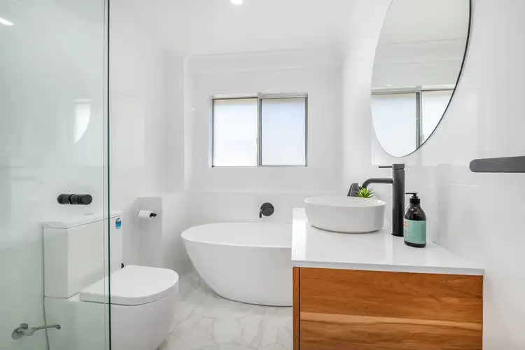 Fifth view of Homely unit listing, 6/5 Dent Street, Merewether NSW 2291