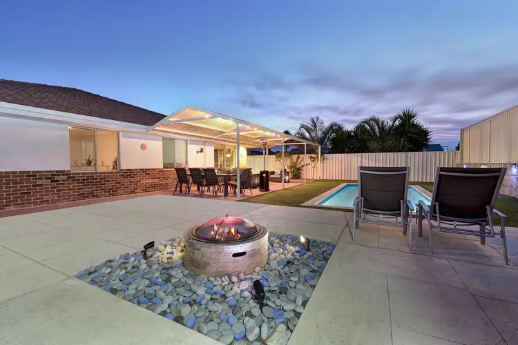 36 Jindare Loop, Carramar WA 6031