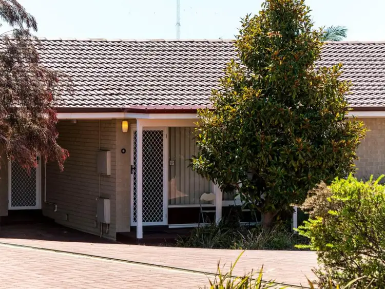 Sixth view of Homely unit listing, 2/15 Danehill Way, Balga WA 6061