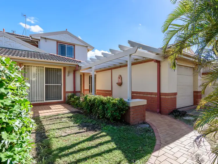 1/68 Bayview Street, Runaway Bay QLD 4216