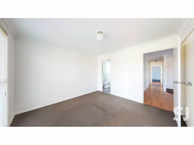 Sixth view of Homely house listing, 19 Dunheved Circle, Dubbo NSW 2830