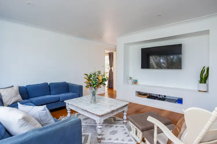 Second view of Homely house listing, 2 Currumbin Court, Tootgarook VIC 3941