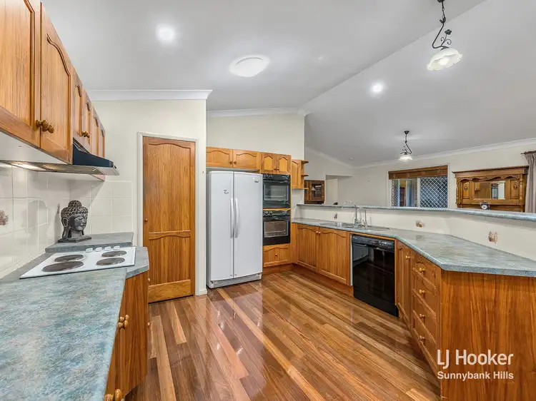 Sixth view of Homely house listing, 31 Cambridge Place, Wishart QLD 4122