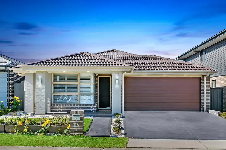 15 Bemurrah Street, Jordan Springs NSW 2747