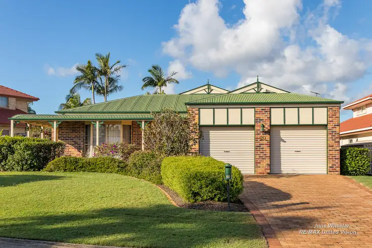 20 Oakmont Street, Carindale QLD 4152