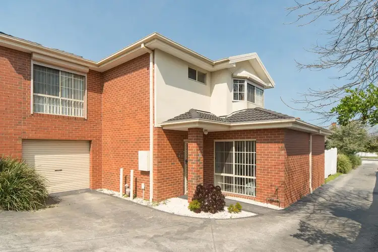 Main view of Homely flat listing, 2/5 David Street, Frankston VIC 3199