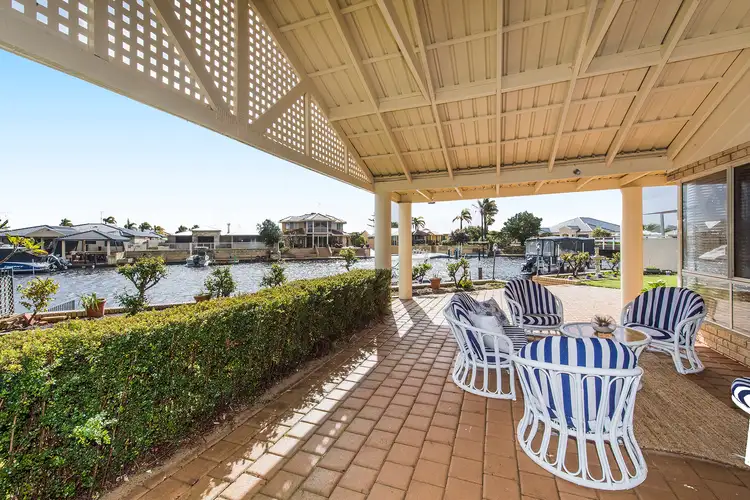 38 Waterside Drive, Dudley Park WA 6210