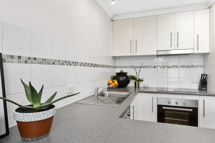 Third view of Homely unit listing, 2/2 Wimmera Avenue, Manifold Heights VIC 3218
