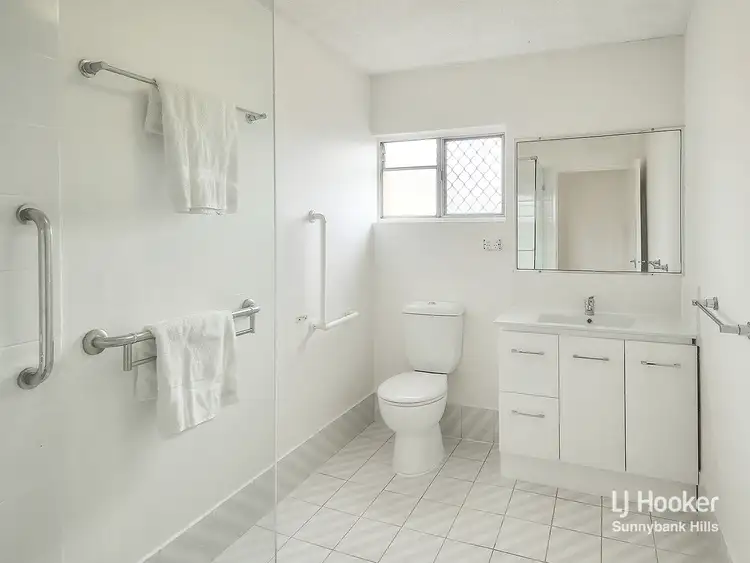 Second view of Homely unit listing, 1/17 Strathairlie Square, Macgregor QLD 4109