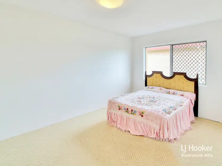 Fifth view of Homely unit listing, 1/17 Strathairlie Square, Macgregor QLD 4109