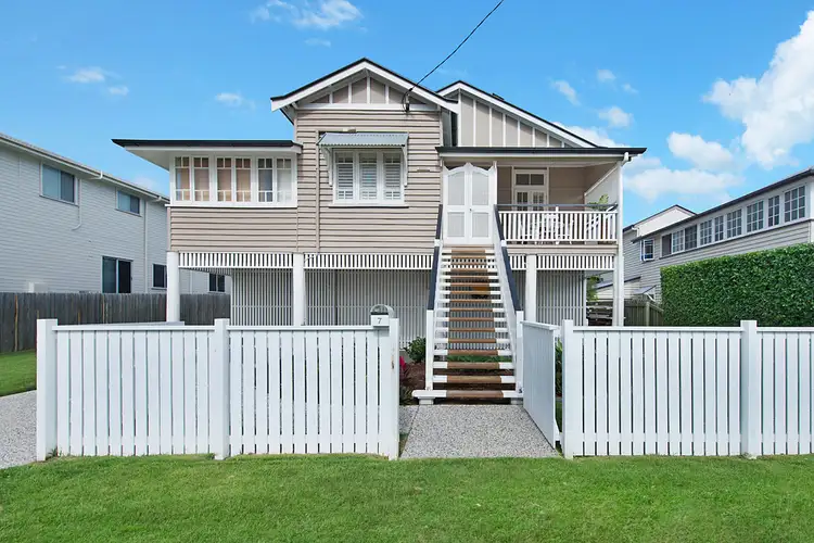 7 McIntyre Street, Wooloowin QLD 4030