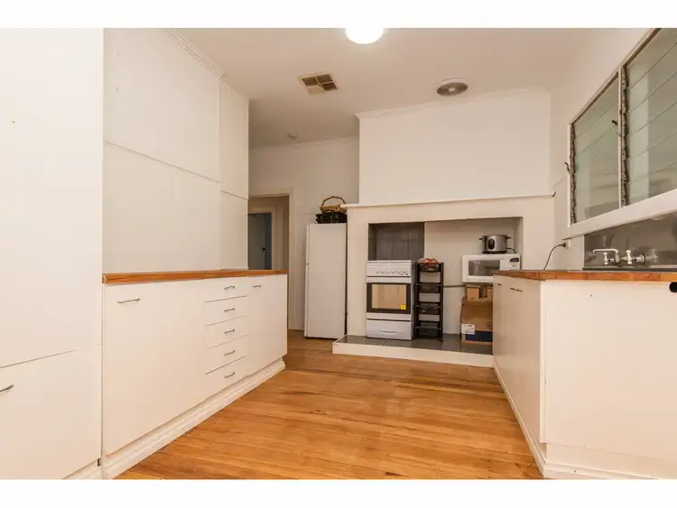 Sixth view of Homely house listing, 4 Ware Court, Shepparton VIC 3630