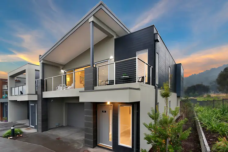 11 Wheelhouse Mews, Safety Beach VIC 3936